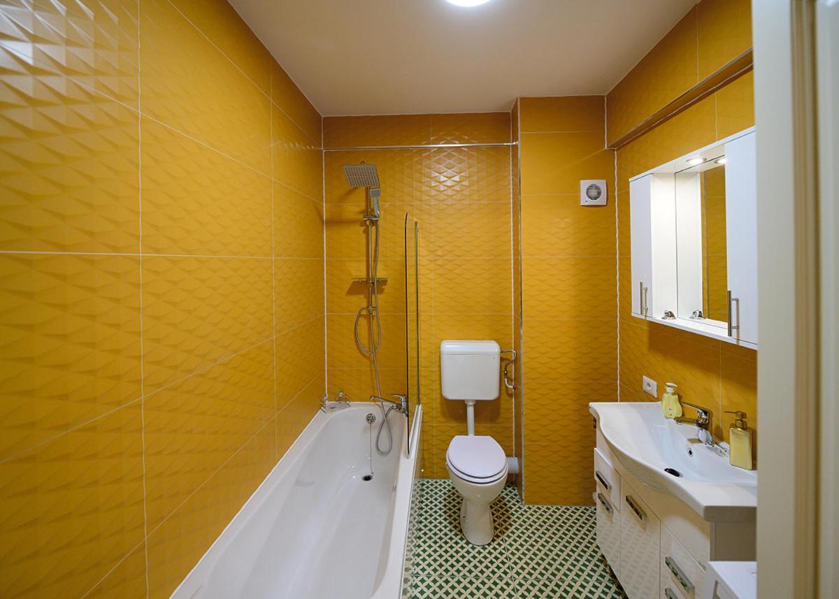 Apartament Laur Gura Humorului Exterior photo